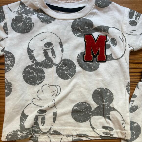 Disney Mickey Mouse white gray graphic short sleeve short baby set SIZE 18M - Picture 2 of 5